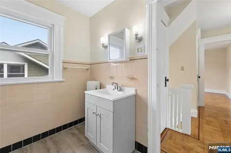 42 Walnut Street Rutherford NJ 07070