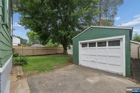 42 Walnut Street Rutherford NJ 07070