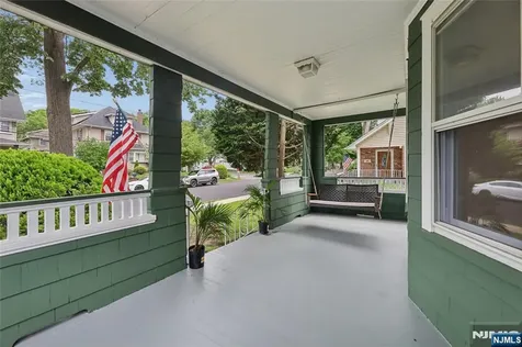 42 Walnut Street Rutherford NJ 07070