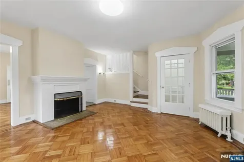 42 Walnut Street Rutherford NJ 07070