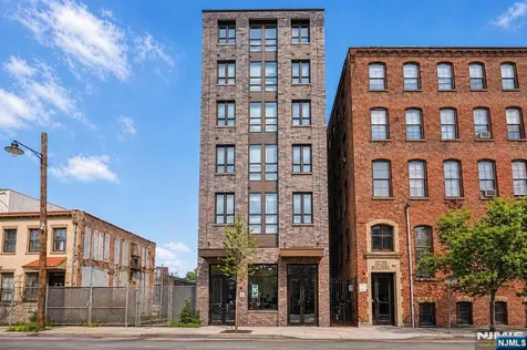 58 Union Street Newark NJ 07105