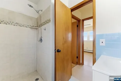 370 Henry Street Fairview NJ 07022