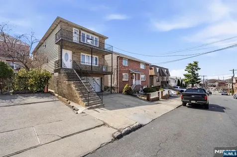 370 Henry Street Fairview NJ 07022