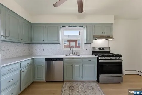370 Henry Street Fairview NJ 07022