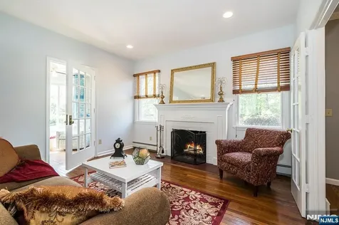 107 Main Street Glen Rock NJ 07452