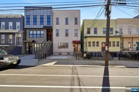 364 New York Avenue Jersey City NJ 07307