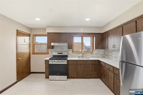 70 Wood Street Garfield NJ 07026