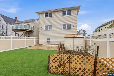 70 Wood Street Garfield NJ 07026