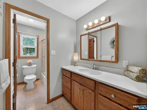 219 Kociemba Drive River Vale NJ 07675