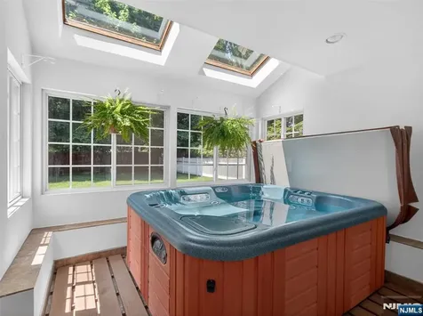 219 Kociemba Drive River Vale NJ 07675