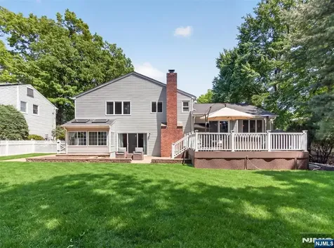 219 Kociemba Drive River Vale NJ 07675