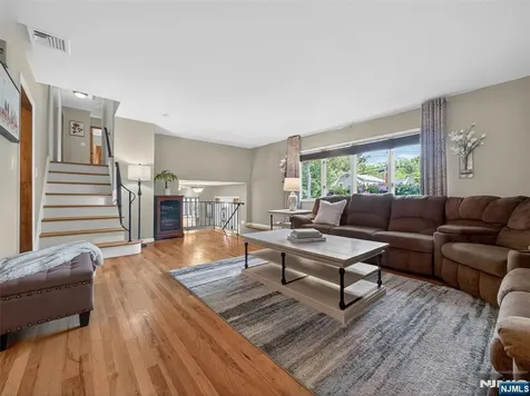 219 Kociemba Drive River Vale NJ 07675