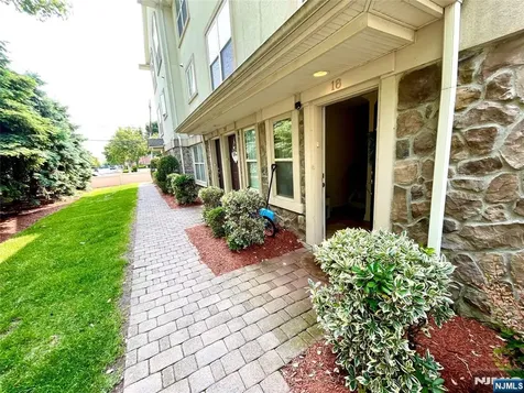 1625 Paterson Plank Road Secaucus NJ 07094