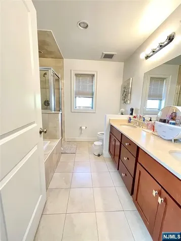 1625 Paterson Plank Road Secaucus NJ 07094