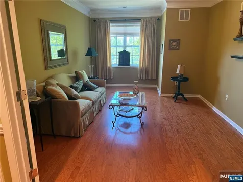 1118 Warrens Way Wanaque NJ 07465