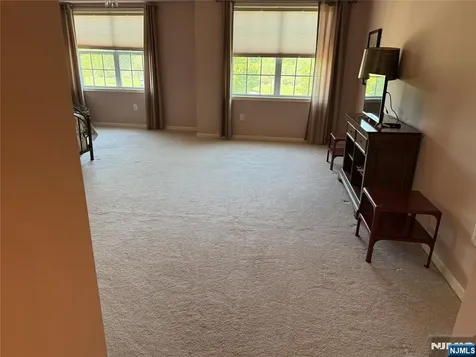 1118 Warrens Way Wanaque NJ 07465