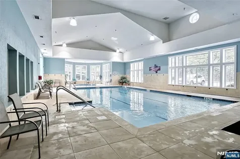 1118 Warrens Way Wanaque NJ 07465