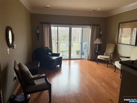 1118 Warrens Way Wanaque NJ 07465