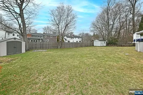 217 Sweetbriar Place Paramus NJ 07652