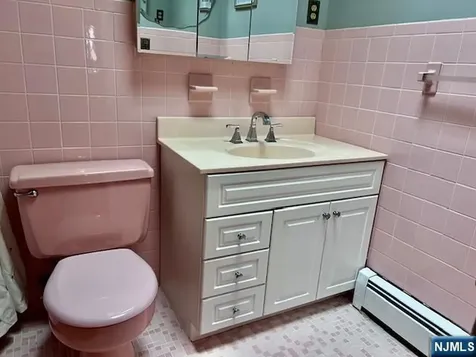 661 Clinton Place Ridgefield NJ 07657