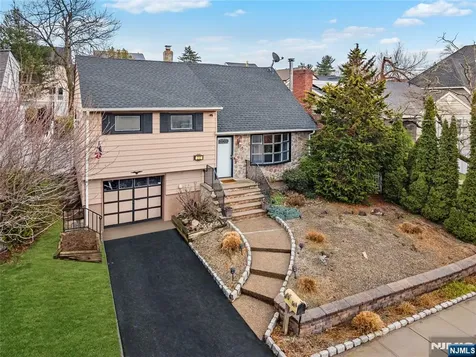 22 Cottage Street Belleville NJ 07109