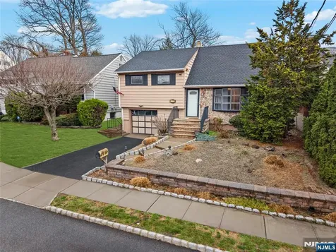 22 Cottage Street Belleville NJ 07109