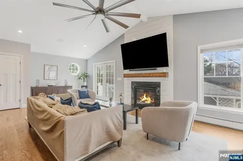 59 Colgate Avenue Wyckoff NJ 07481