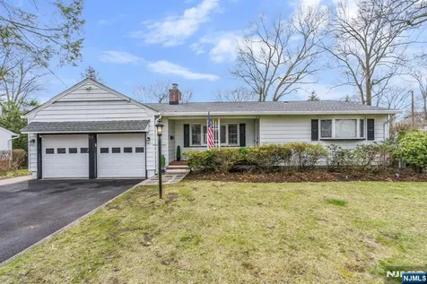 59 Colgate Avenue Wyckoff NJ 07481