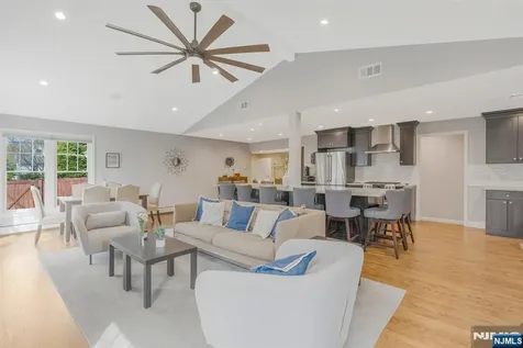 59 Colgate Avenue Wyckoff NJ 07481