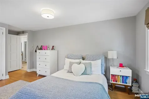 45 Wyncote Road Ho-ho-kus NJ 07423