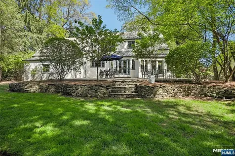 45 Wyncote Road Ho-ho-kus NJ 07423