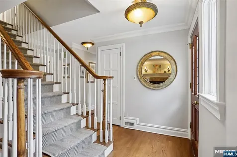 45 Wyncote Road Ho-ho-kus NJ 07423