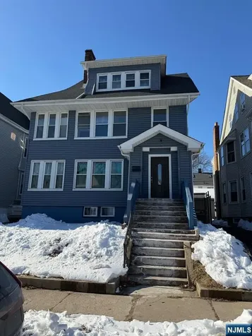 73 Arsdale East Orange NJ 07018