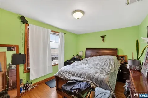 99 Bruen Street Newark NJ 07105