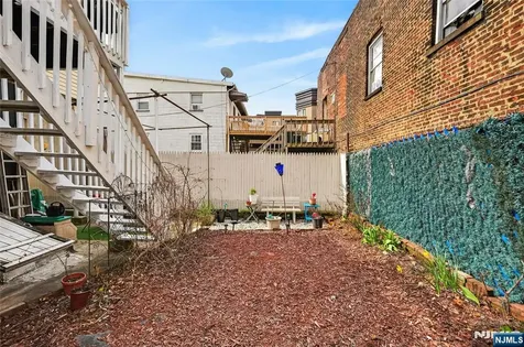 99 Bruen Street Newark NJ 07105