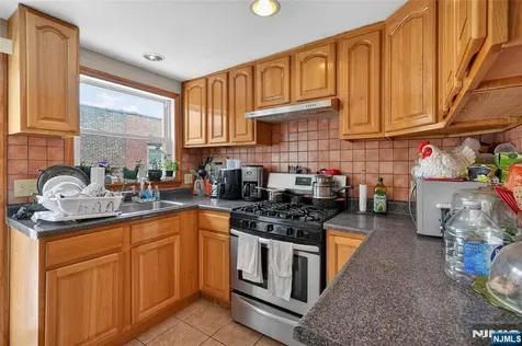 99 Bruen Street Newark NJ 07105