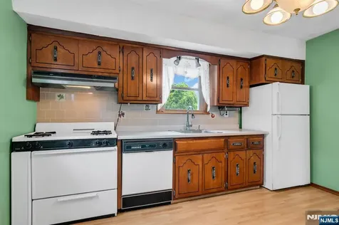 306 Highland Street Cresskill NJ 07626