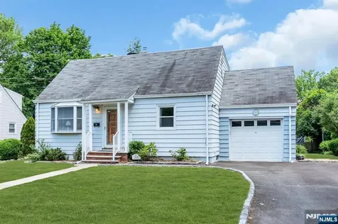 306 Highland Street Cresskill NJ 07626