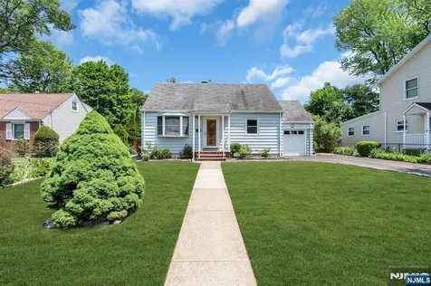 306 Highland Street Cresskill NJ 07626