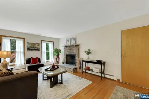 5 Hilltop Road Mahwah NJ 07430