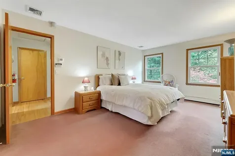5 Hilltop Road Mahwah NJ 07430