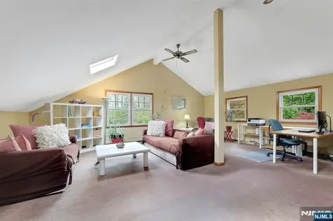 5 Hilltop Road Mahwah NJ 07430