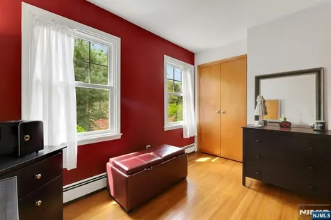 5 Hilltop Road Mahwah NJ 07430