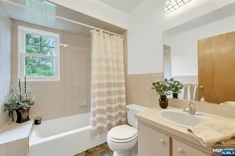 5 Hilltop Road Mahwah NJ 07430