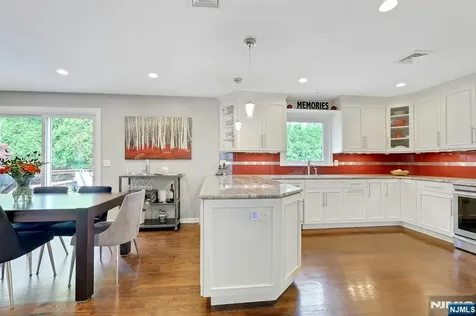 5 Hilltop Road Mahwah NJ 07430