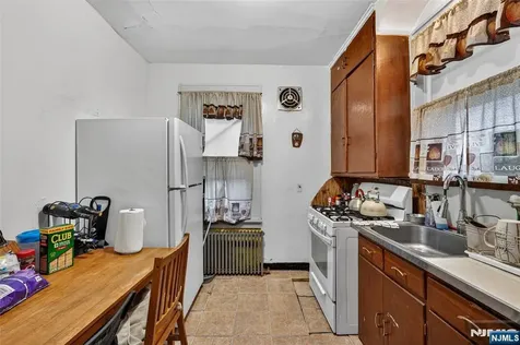 501 32nd Street Paterson NJ 07504