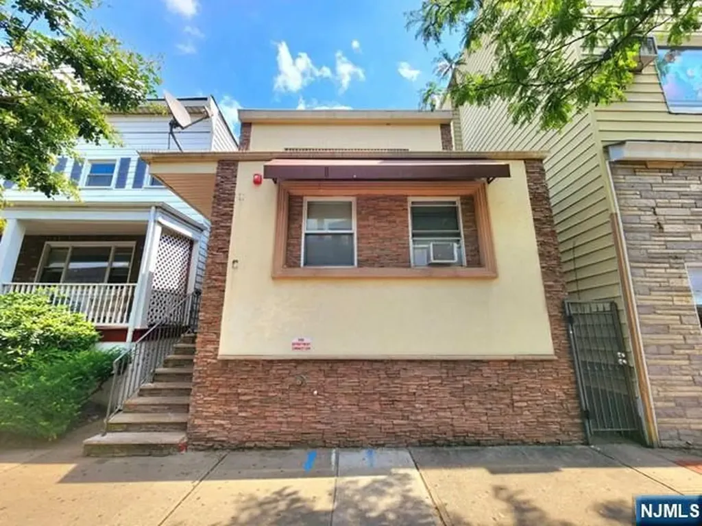 344 Kearny Avenue Kearny NJ 07032