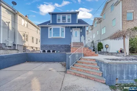 644 Valley Brook Avenue Lyndhurst NJ 07071