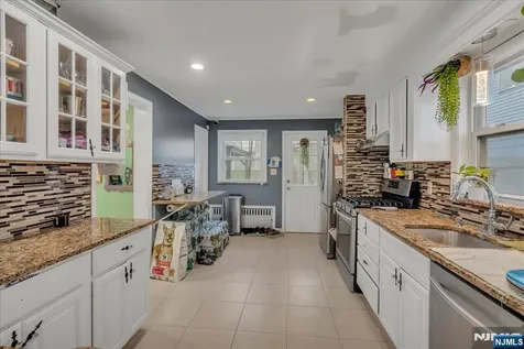 644 Valley Brook Avenue Lyndhurst NJ 07071