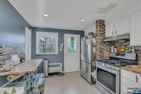 644 Valley Brook Avenue Lyndhurst NJ 07071